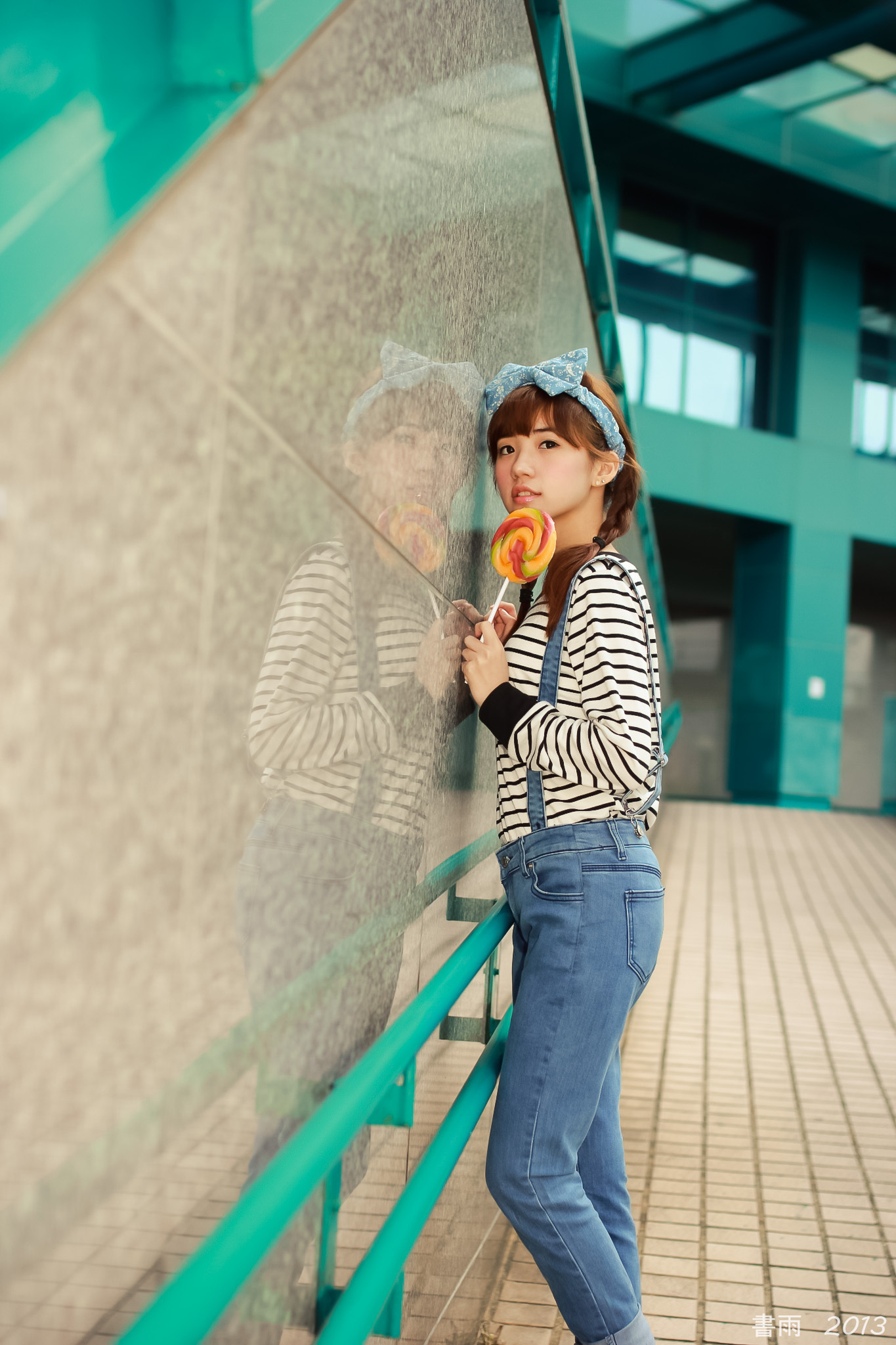 [Beautyleg番外篇]2013-10-28 珊珊士林科工馆外拍 3